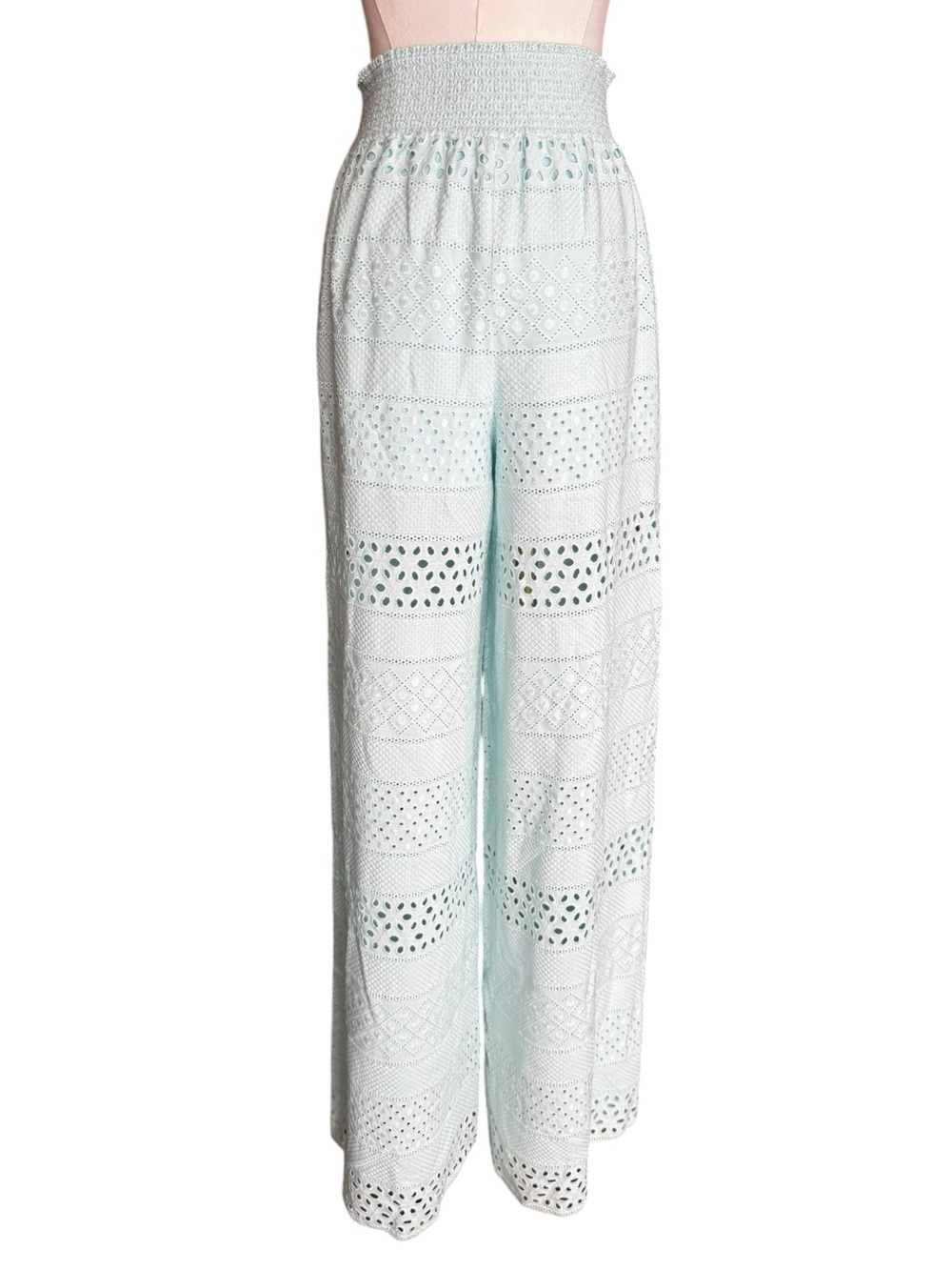 Alice + Olivia Russell High Waisted Eyelet Pant in Powder Blue Small - Picture 10 of 13